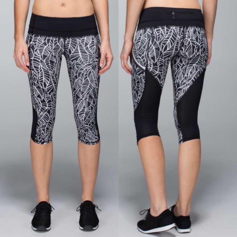 Lululemon Run A Marathon Leggings Crop Black Print Size 4‎ High Rise Yoga Pants